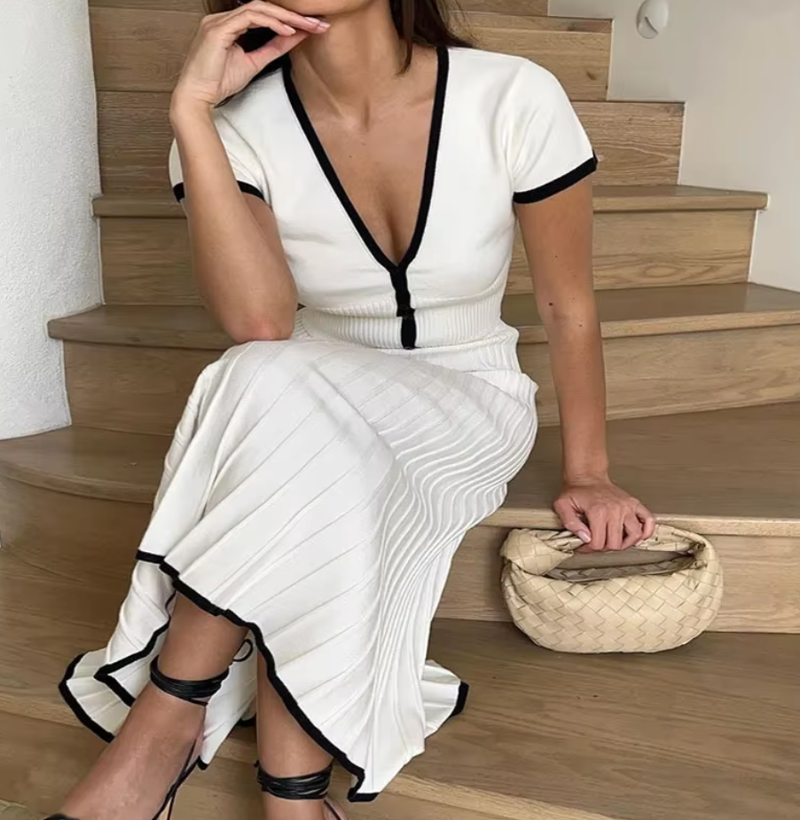 Italia Couture Contrast Piping Knitted Two Piece Skirt and Cropped Cardigan Top - İtalia Couture