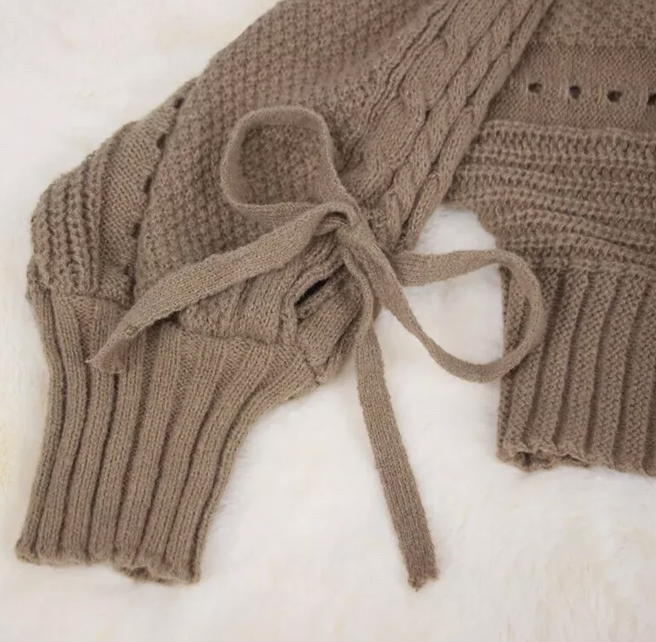 Italia Couture Viral faux fox fur cardigan cropped cashmere wool jumper boutique sweater - İtalia Couture