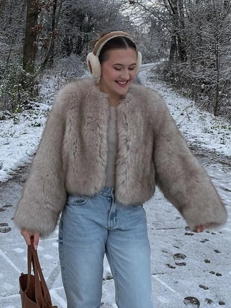 Luxury thicken fluffy faux fur coat for women – warm autumn winter loose-fit jacket with long sleeves, elegant and chic streetwear style