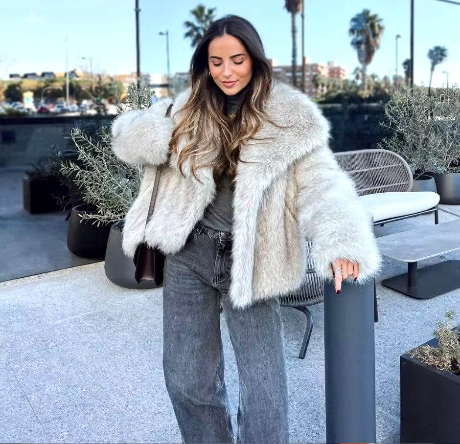 Faux Fur Oversized Jacket Coat as Seen On influencers Collar coat