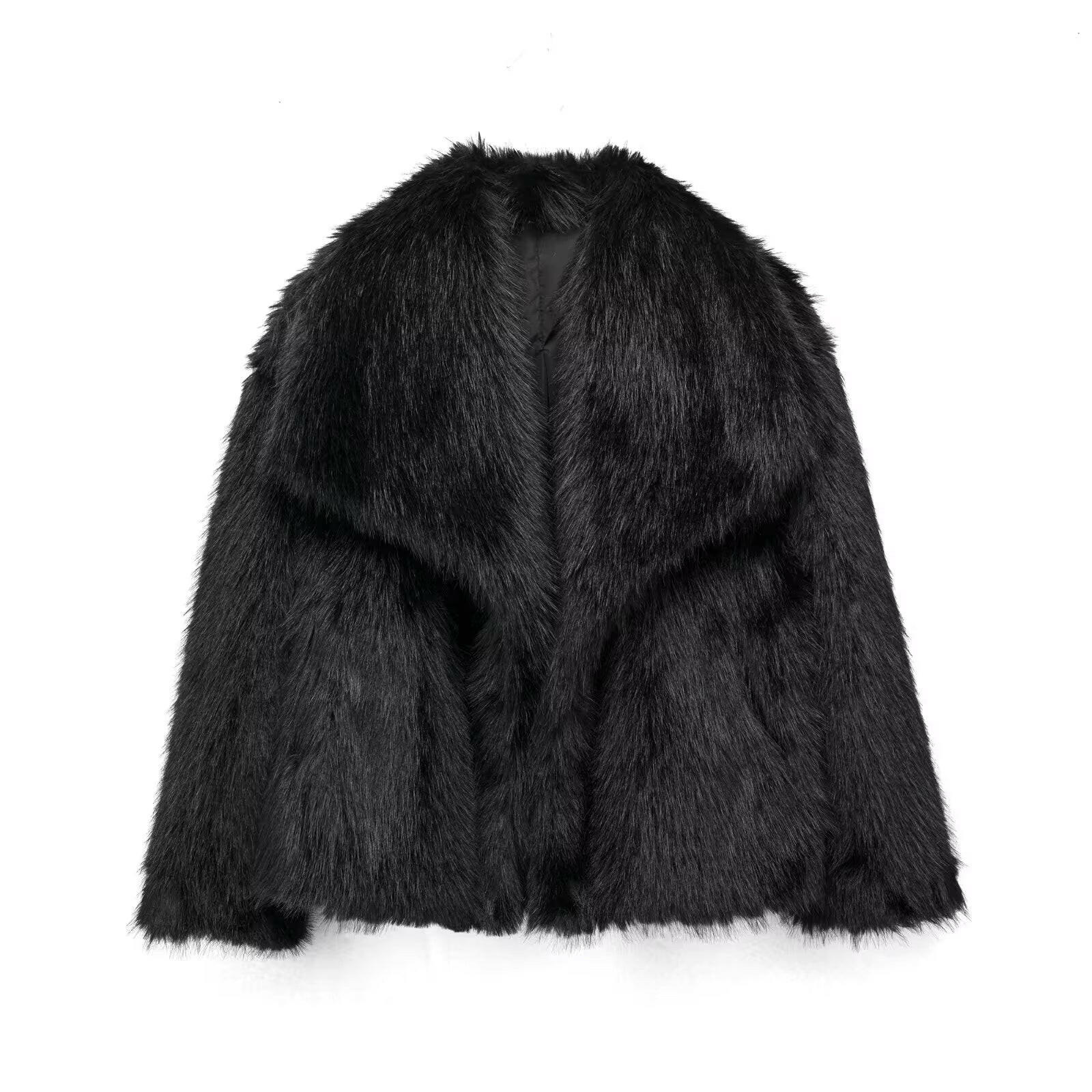 Front of Black Faux Fur Oversized Jacket Collar Coat Seen On influencers 